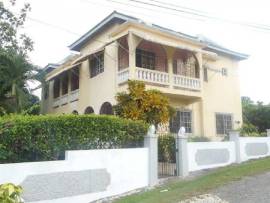 6 Bedroom 6 Bathroom House For Sale