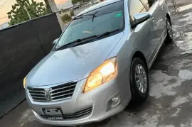 2013 Toyota Premio