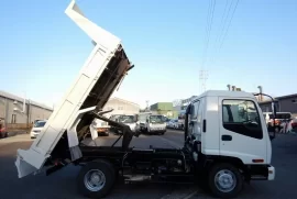 ISUZU FORWARD DUMP 