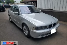 2003 BMW 525I