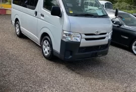 2015 Toyota Hiace