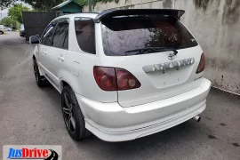 1999 TOYOTA HARRIER