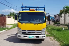 2009 Isuzu Forward NPR 7.5 Ton Truck