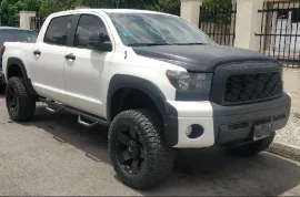 Toyota Tundra Crewmax 4X4 2007