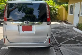 2016 toyota noah 