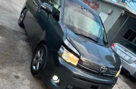 2012 Toyota Voxy ( Fairly New )